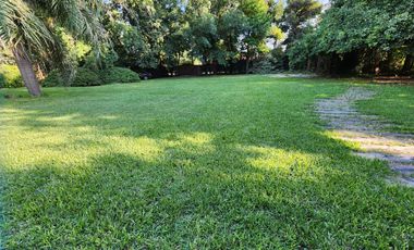 VENDE IMPORTANTE PROPIEDAD EN FUNES