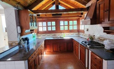 VENDE IMPORTANTE PROPIEDAD EN FUNES