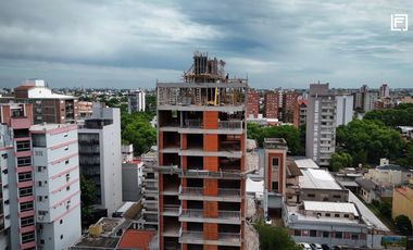 Venta Departamento 3 Ambientes al frente con Piscina y Solarium en San Martín