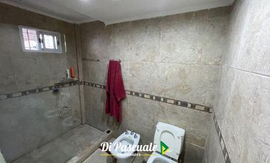 APTO CREDITO HIPOTECARIO Venta Casa Quinta totalmente reciclada sobre Ruta 5 - La Reja Norte
