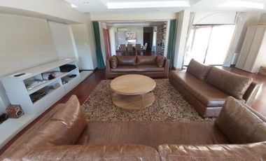 Casa 5 dormitorios, lote 1600m2, 537m2 construidos  - Funes Hills - San Marino