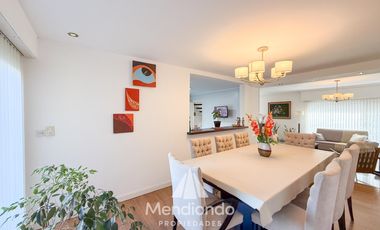 Casa 5 ambientes con cochera y Quincho en Güemes (Stella Maris)