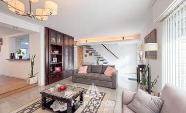 Casa 5 ambientes con cochera y Quincho en Güemes (Stella Maris)