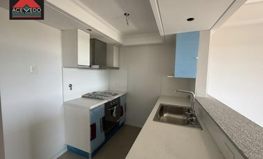 Departamento 4 ambientes al frente en Acrópolis IX- Portela 146