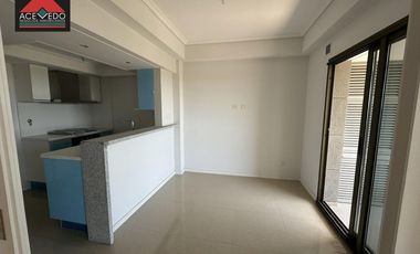 Departamento 4 ambientes al frente en Acrópolis IX- Portela 146