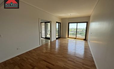 Departamento 4 ambientes al frente en Acrópolis IX- Portela 146