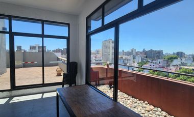 Hermoso duplex de dos ambientes con terraza y parrilla - Super luminoso