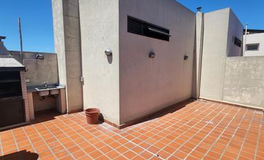 Hermoso duplex de dos ambientes con terraza y parrilla - Super luminoso