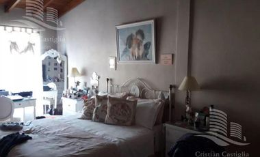 Venta - Casa Multifamiliar 4/Cuatro Ambientes, Cochera - Villa Adelina, San Isidro