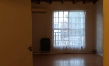 Venta - Casa Multifamiliar 4/Cuatro Ambientes, Cochera - Villa Adelina, San Isidro