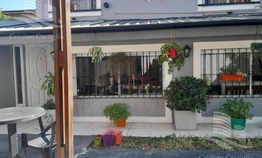 Venta - Casa Multifamiliar 4/Cuatro Ambientes, Cochera - Villa Adelina, San Isidro