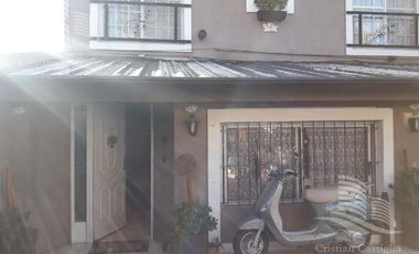 Venta - Casa Multifamiliar 4/Cuatro Ambientes, Cochera - Villa Adelina, San Isidro