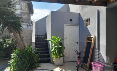 Venta - Casa Multifamiliar 4/Cuatro Ambientes, Cochera - Villa Adelina, San Isidro
