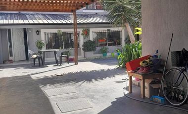 Venta - Casa Multifamiliar 4/Cuatro Ambientes, Cochera - Villa Adelina, San Isidro