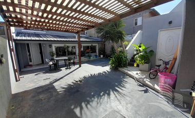 Venta - Casa Multifamiliar 4/Cuatro Ambientes, Cochera - Villa Adelina, San Isidro