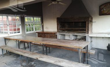 Venta - Casa Multifamiliar 4/Cuatro Ambientes, Cochera - Villa Adelina, San Isidro