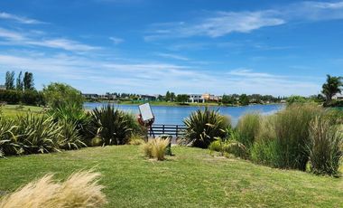 Casa en venta, 3 dormitorios, Barrio Cerrado San Matías, Escobar