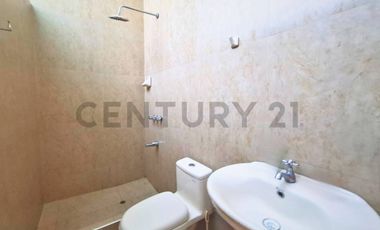 VENTA DE CASA AMPLIA EN LOS ARTES – CALLE BASADRE Y FORERO, TACNA