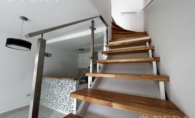 Venta de departamento tipo duplex en Guillermo E Hudson