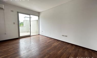 Venta de departamento tipo duplex en Guillermo E Hudson