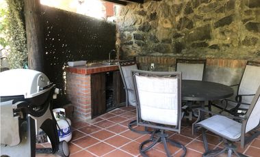 CABAÑA EN VENTA|REMODELADA CON VISTA AL BOSQUE|AVANDARO