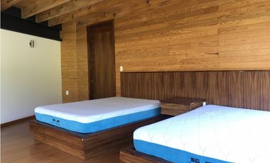 CABAÑA EN VENTA|REMODELADA CON VISTA AL BOSQUE|AVANDARO