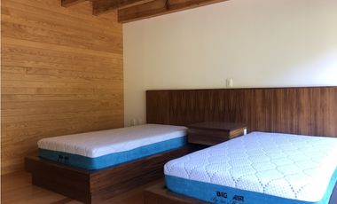 CABAÑA EN VENTA|REMODELADA CON VISTA AL BOSQUE|AVANDARO