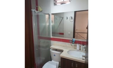 CASA BIFAMILIAR EN VENTA – BARRIO ARGOS