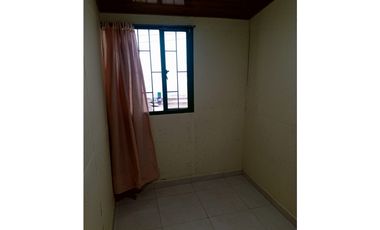 ARRIENDO CASA MOSQUERA