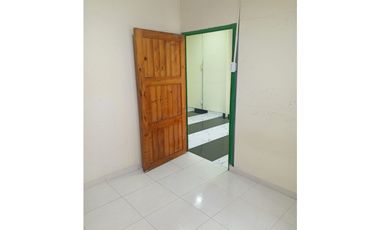 ARRIENDO CASA MOSQUERA