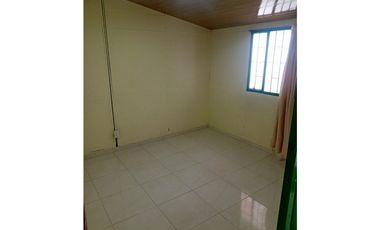 ARRIENDO CASA MOSQUERA