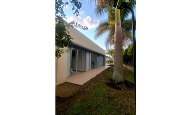 En venta casa en excelente conjunto cerrado