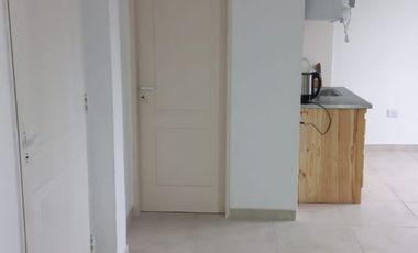 E N  P E R M U T A  REGIO DEPARTAMENTO EN MORENO CENTRO POR CASA CHICA CON TERRENO.