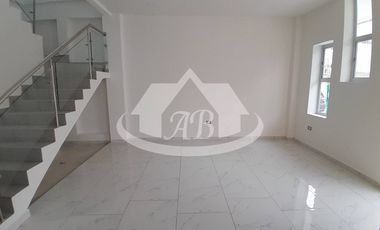 CASA EN ARRIENDO BARRIO PORTAL DE ARMERÍA | 9081