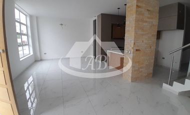 CASA EN ARRIENDO BARRIO PORTAL DE ARMERÍA | 9081