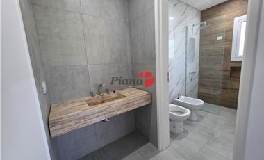 Casa en Venta - Barrio lamos - A Estrenar - Calidad edilicia