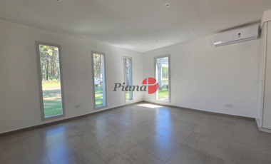 Casa en Venta - Barrio lamos - A Estrenar - Calidad edilicia