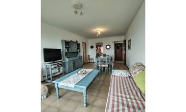 Edificio More Piso 1A