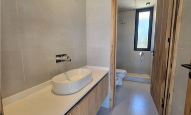 CASA A ESTRENAR BARRIO PIONEROS