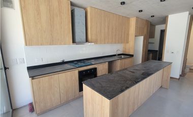 CASA A ESTRENAR BARRIO PIONEROS