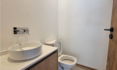 CASA A ESTRENAR BARRIO PIONEROS