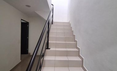 Venta de casa en San Miguel Totocuitlapilco, con terraza