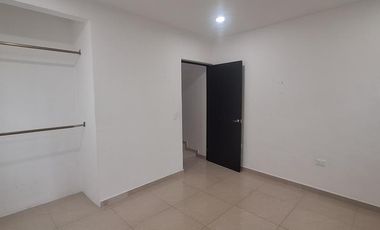 Venta de casa en San Miguel Totocuitlapilco, con terraza