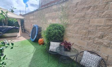 Venta de casa en condominio en  Fraccionamiento Villas del Campo , con terraza