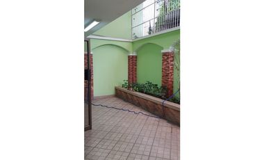 Alquilo casa Sanfrancisco Lb buena ubicación amplia duplex