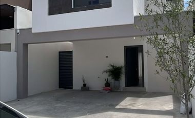 Casa nueva semi amueblada y equipada Apodaca