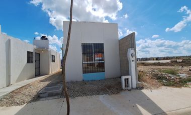 Casa en venta una planta  Gran Calzada Umán, Mod.Aguamarina, Mérida Yucatán