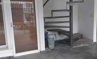 Bonito Edificio para oficinas en venta