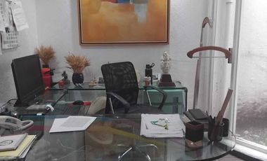 Bonito Edificio para oficinas en venta