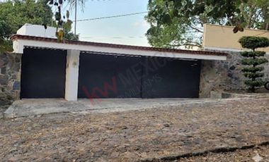 Casa de campo de lujo en Club Náutico | 2,500 m², alberca y totalmente equipada